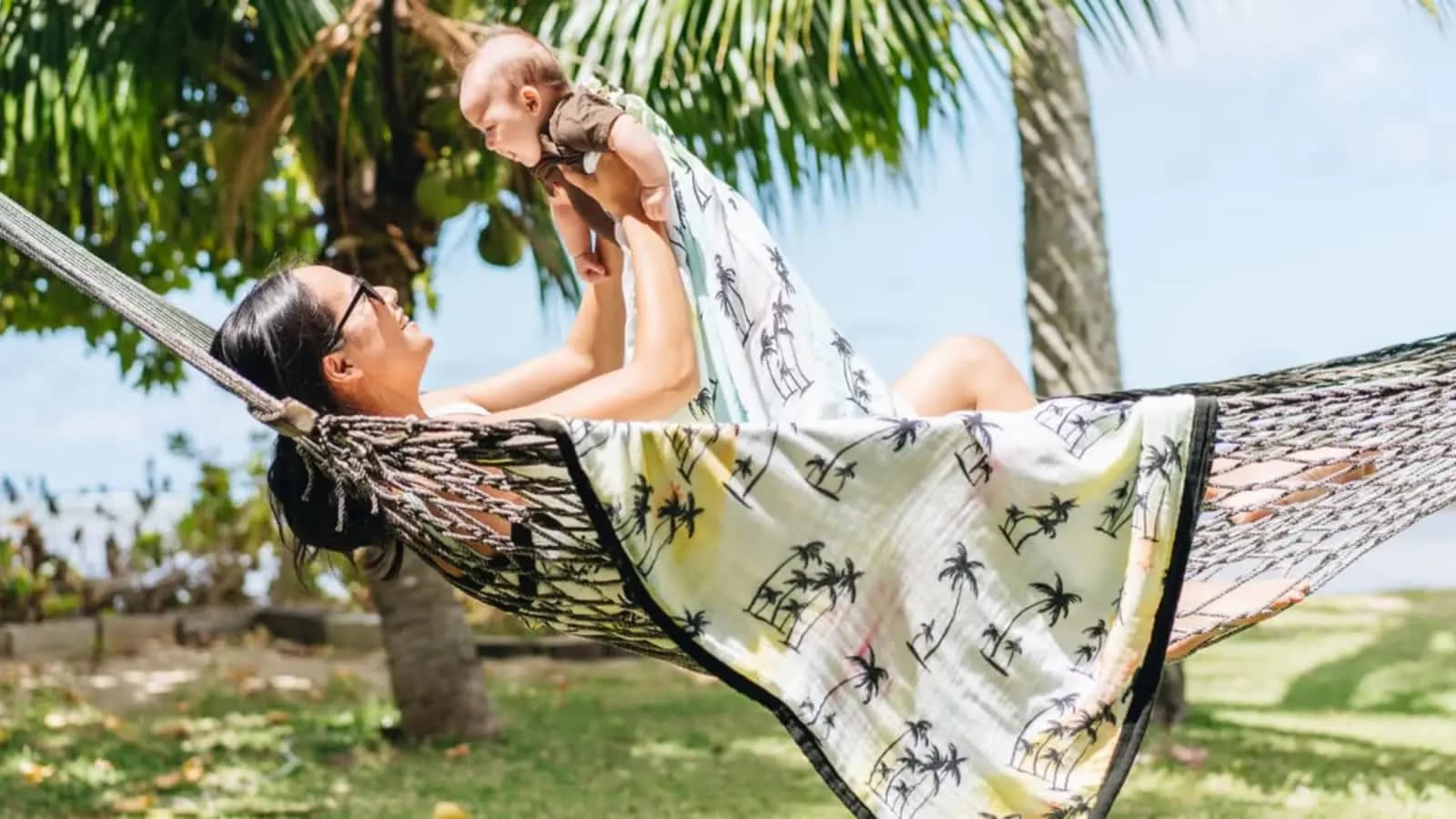 The Aloha of Comfort: How Coco Moon Hawaii Redefines the Art of Mindful Parenting
